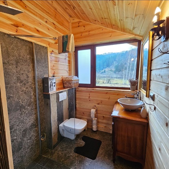 Cazare Vatra Dornei (La Căsuță)