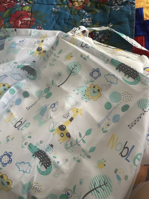 Отдам матрасик с подушкой.