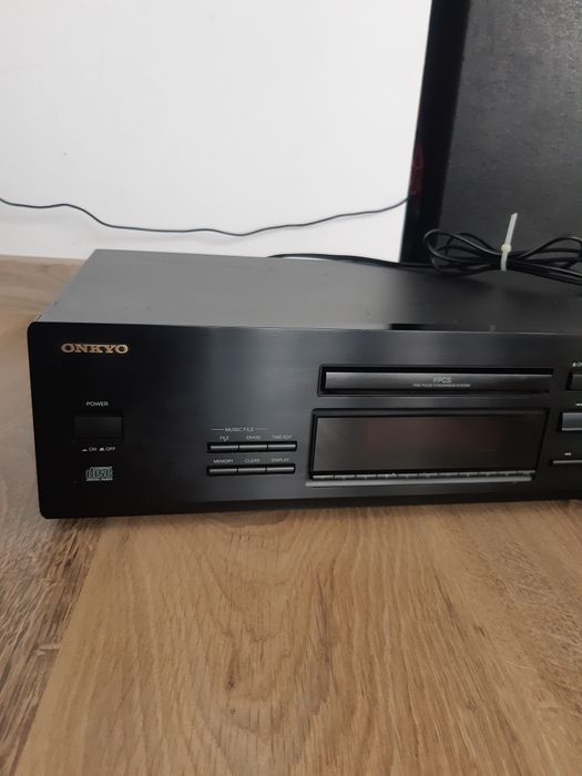 Onkyo cd player dx-7511