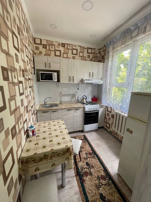 Сдается своя 2-х комн.квартира в районе метро Новза