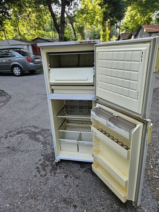 Продаётся холодильник
