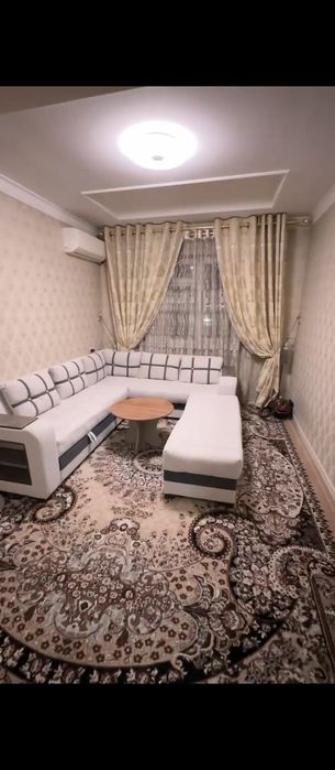 Sergeli 2chi bekat 2 xonali kvartira beriladi srochno