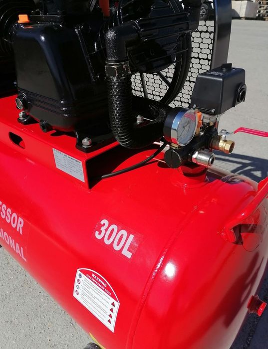 Компресор 300 литра НОВ