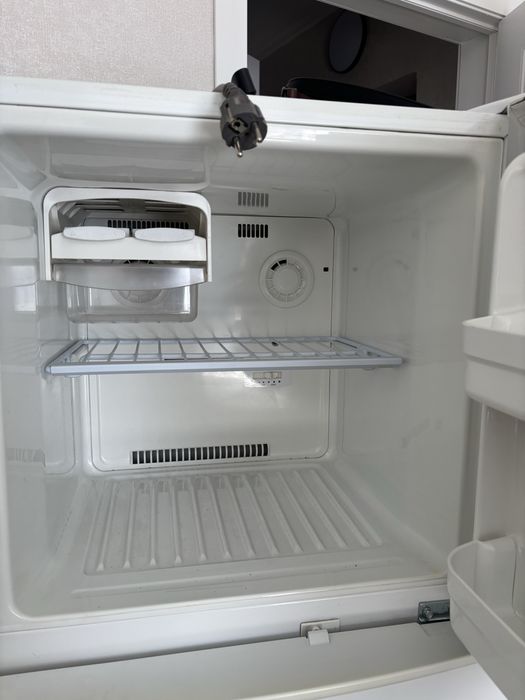 Продам холодильник LG б/у