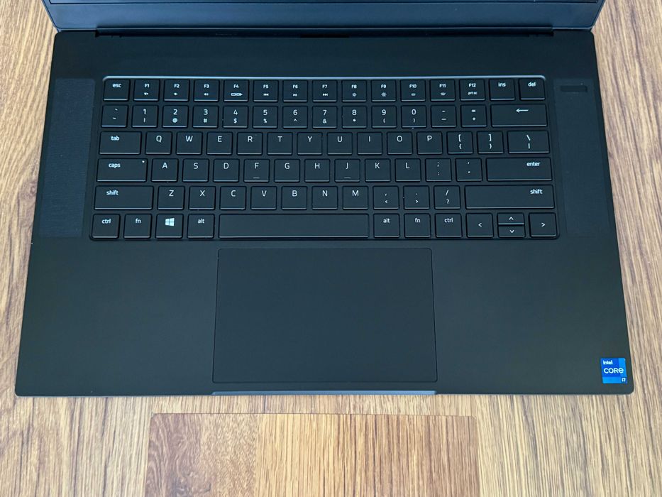 15.6' 2.5K 165Hz i7-11800H Razer Blade Advanced 32GB DDR4/1TB NVMe/Nvidia RTX 3080 8GB/Бат. 6ч.