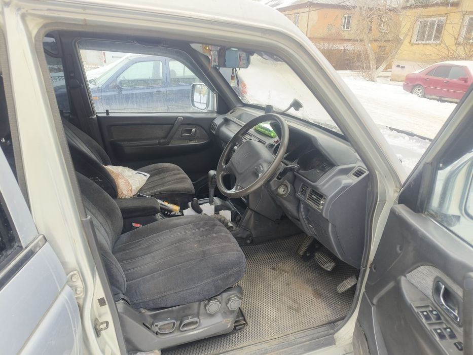 Митсубиси Паджеро 2 4м40