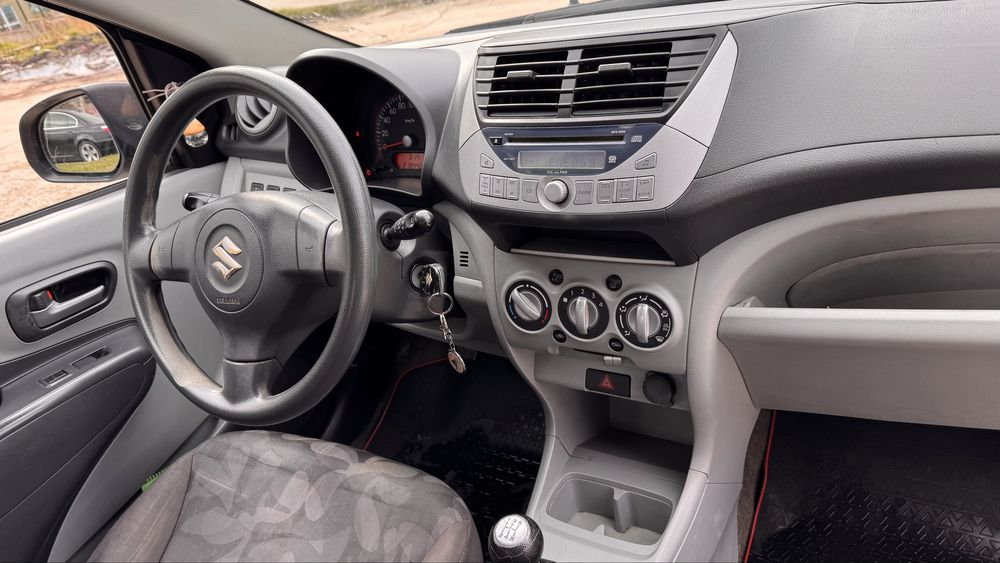 Продавам Suzuki Alto 1.0, 68 к.с с работещ климатик