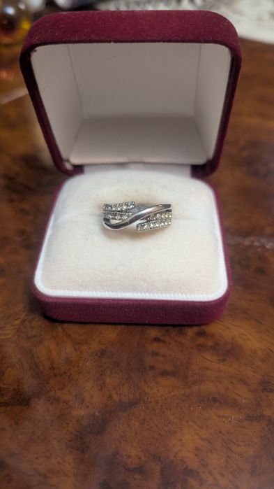 Продам разного рода бижутерию