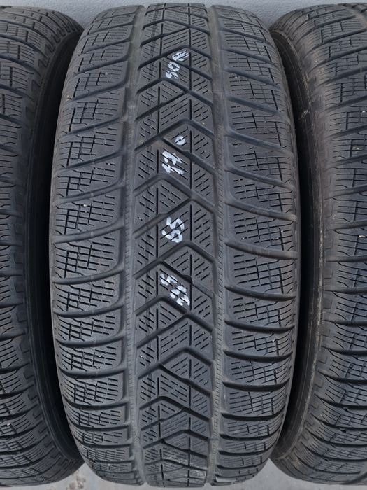 Зимни гуми 4 броя PIRELLI Scorpion 235 65 R17 дот 5018