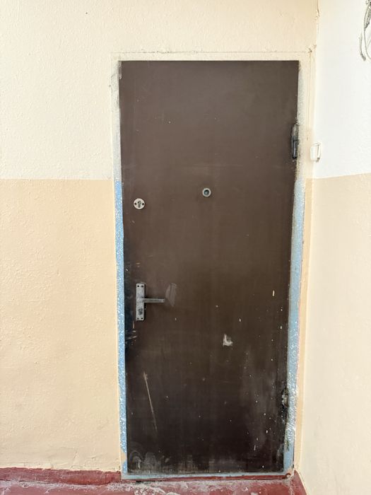 Temir eshik akfa ichki eshik sotiladi