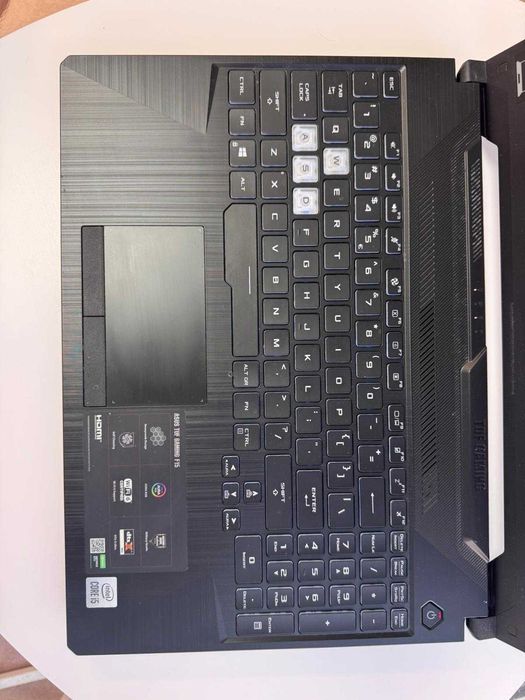 Laptop ASUS TUF F15 Gaming i5 GTX 1650 Ti 8GB RAM SSD 256GB 144Hz Garantie