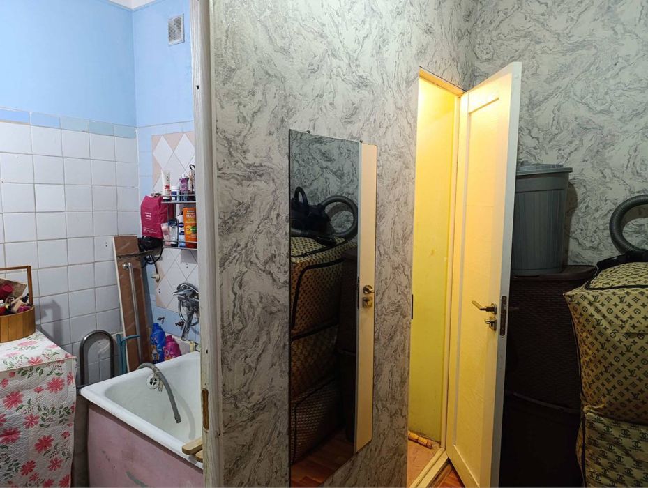 ‼️Срочно продается ‼️Юнусобод 7 квартал 1.2 килинган  2 этаж