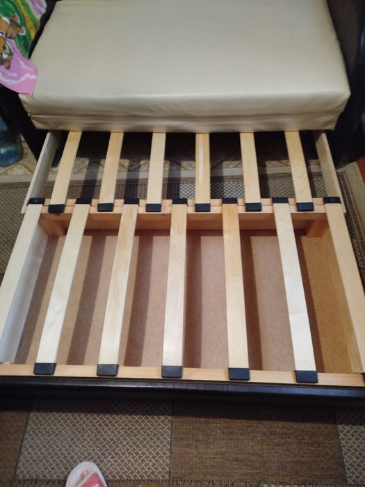 Продам  диван  малютку 35000