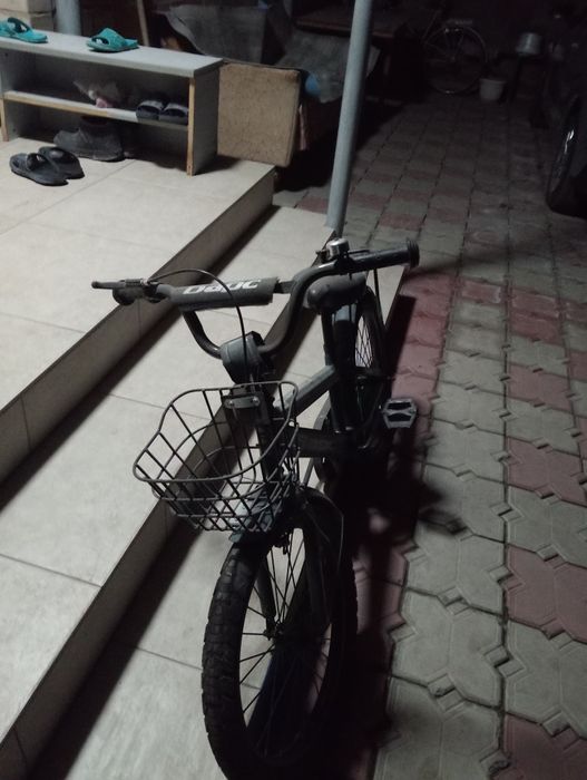 Продам велосипед детский почти новый