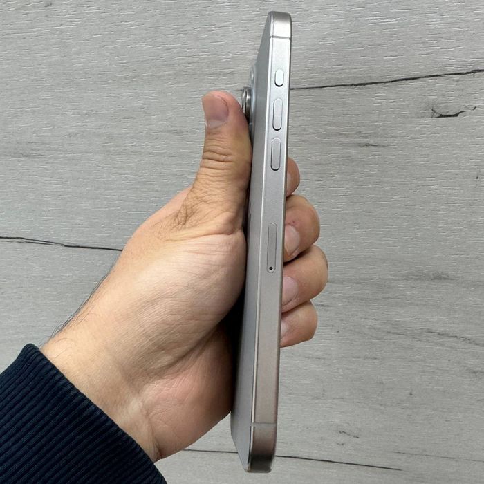 Iphone 15 pro Max 256gb (e.sim)