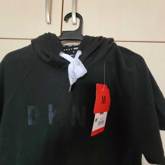 DKNY спортна рокля