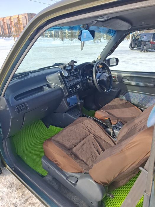 Продам toyota rav4