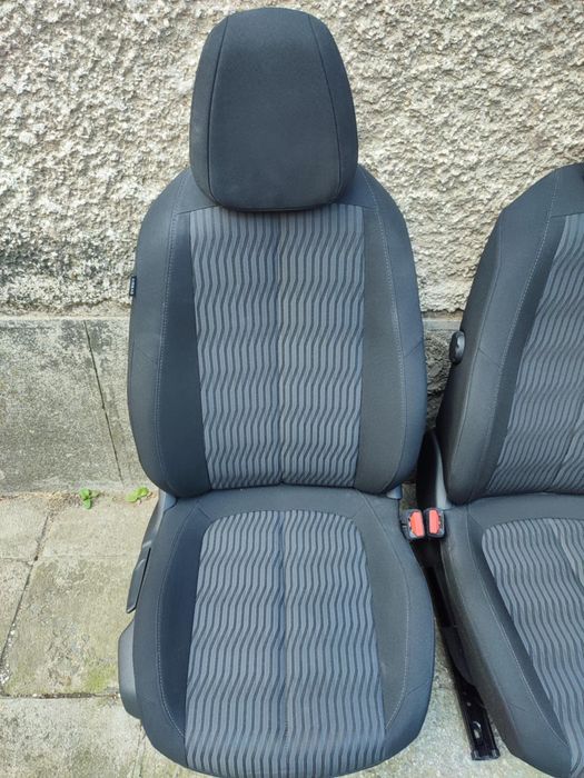 Кори за Peugeot 308T9 комби