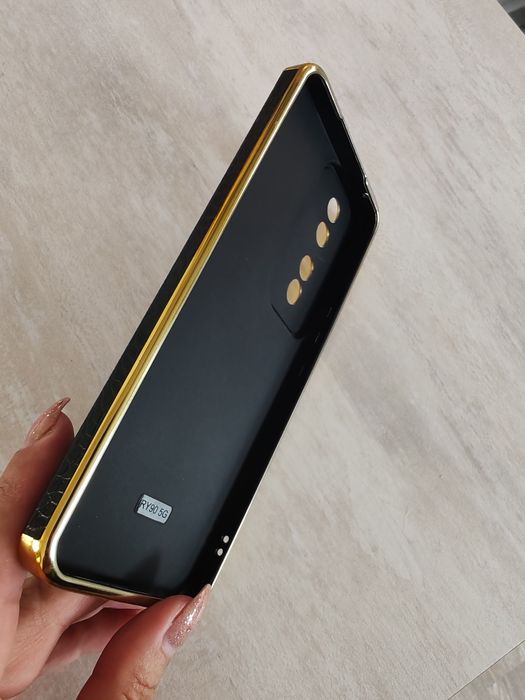 Кейс за Honor 90