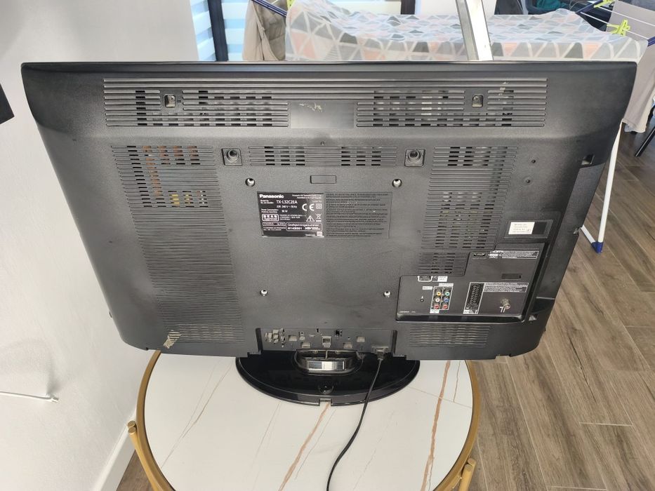 Televizor LCD Panasonic Viera 32 inch in stare perfecta, fabricat in Cehia, 499 lei