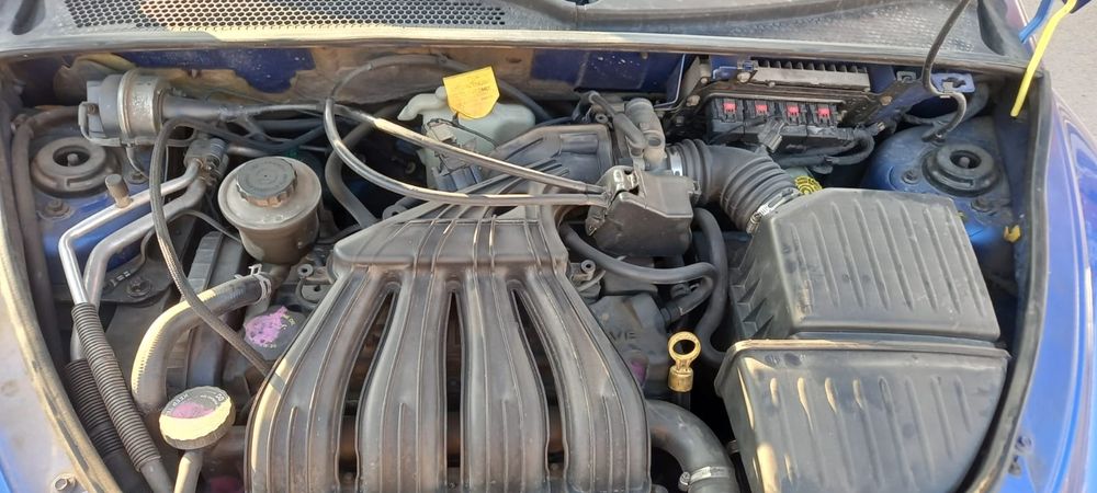 Продам машину крайслер