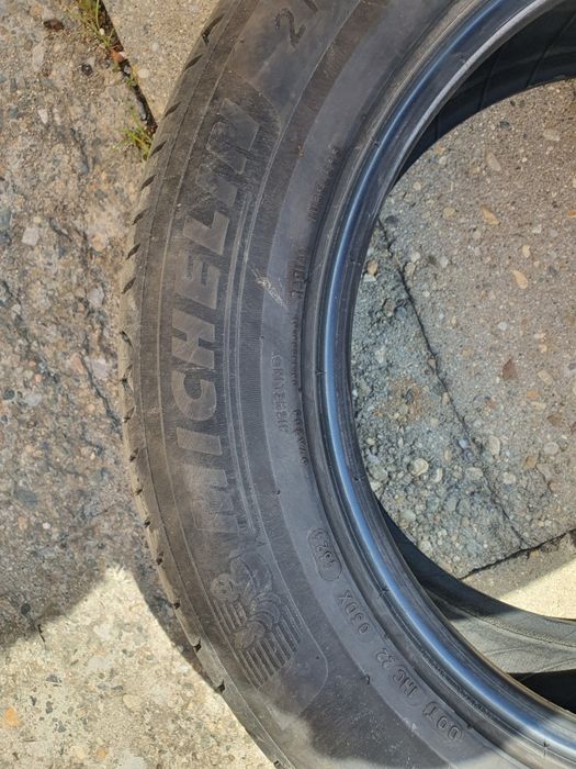 Vand 4 jante aluminiu si 2 cauciucuri Michelin