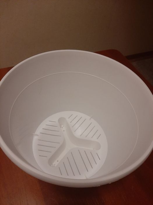 Продам горшок для цветов