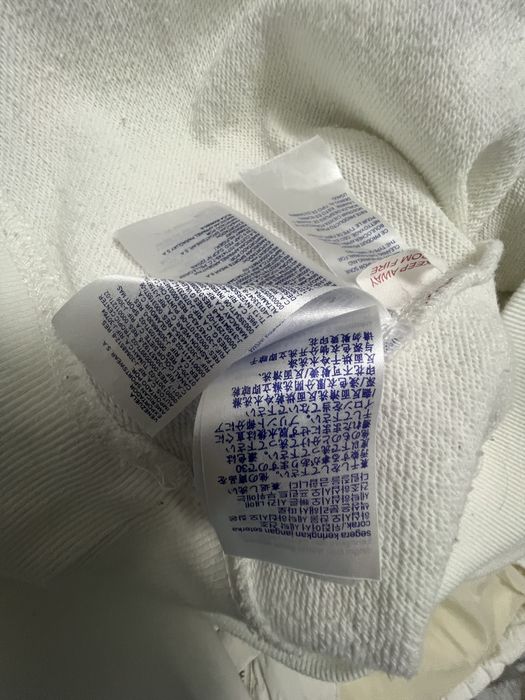 Оригинальный свитшот Tommy Hilfiger привезен из США.размер 52-L