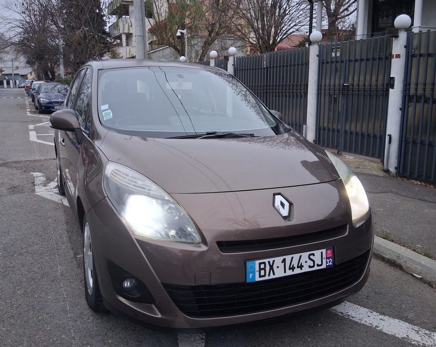 renault scenic