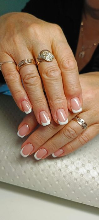 Маникюр, наращивание ногтей Умай