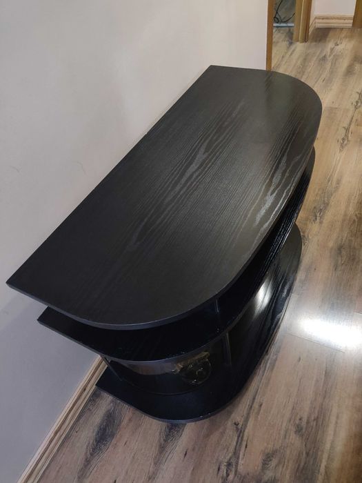 Подставка под телевизор