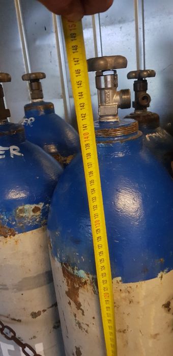 Vand butelii de oxigen