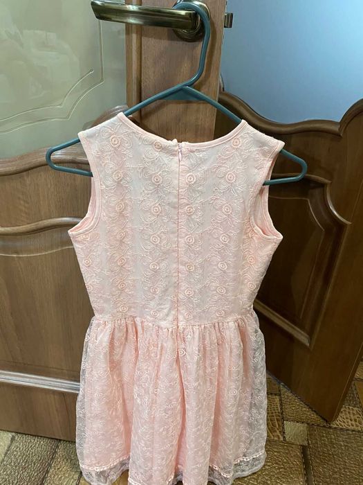 Платья нарядные на девочку