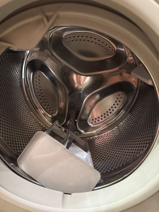 Hotpoint-Ariston Aqualtis