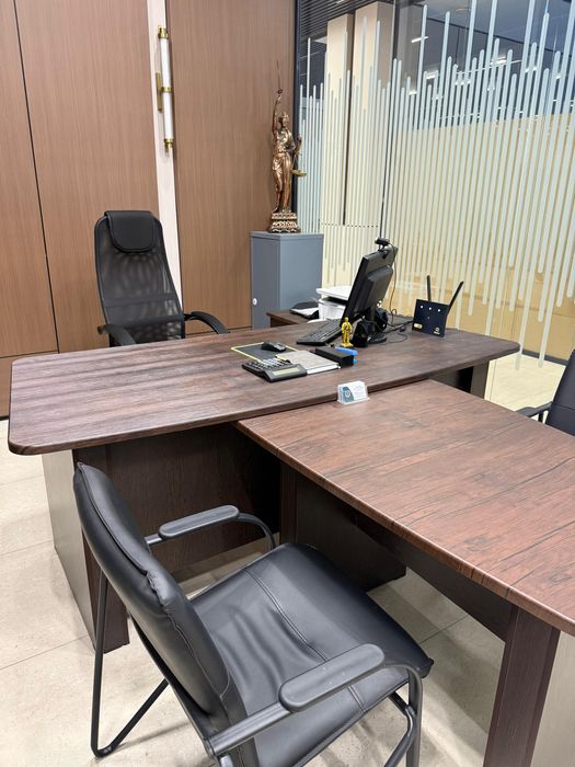 Сдам офис, можно под нотариус, в центре города.