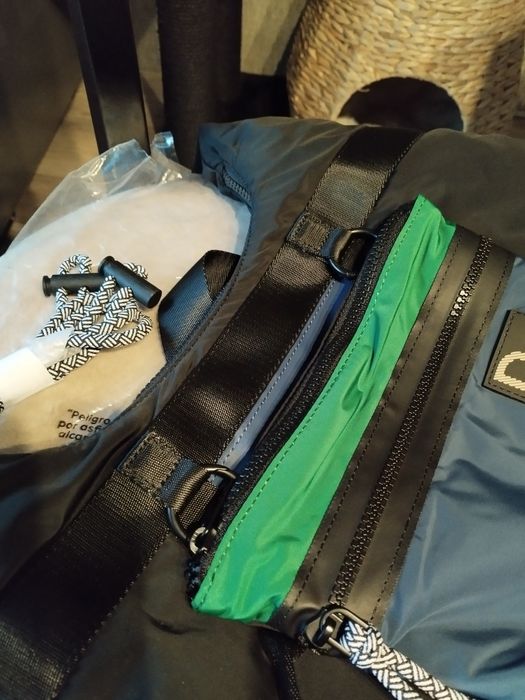 Desigual чанти,нова