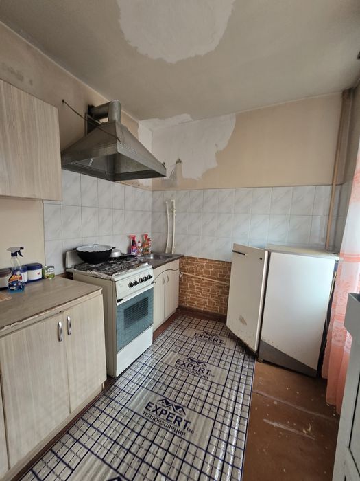 Zudlik bilan frunze massifda 1 xonali kvartira ijaraga beriladi