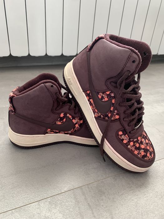 Високи кецове Nike