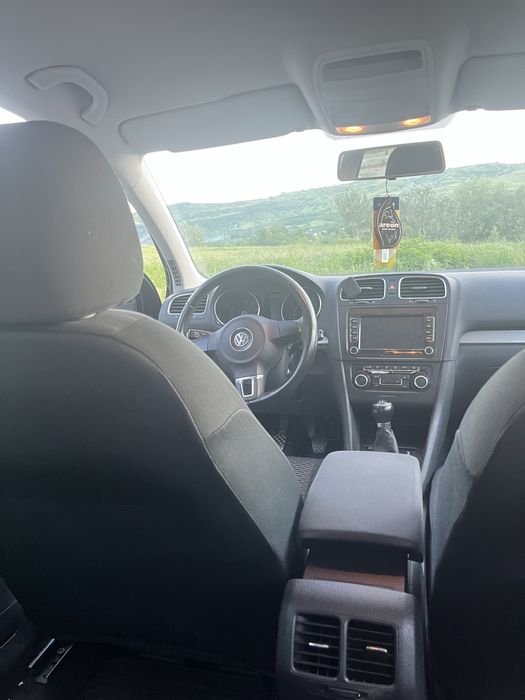 VOLKSWAGEN Golf 2010 — imagine 2