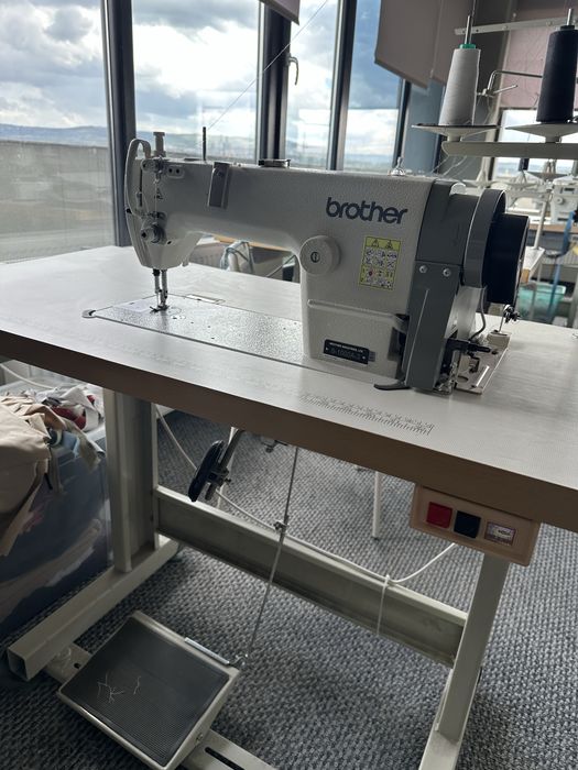Masina de cusut liniara Brother S-1000A-3