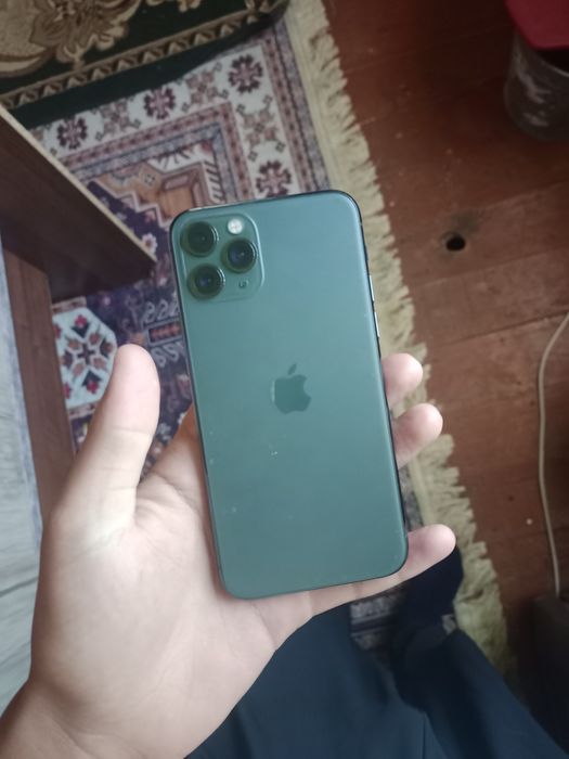 iphone 11 pro bar