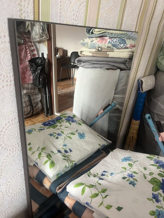 Продам зеркала  размер 1,30* 50,  55*45