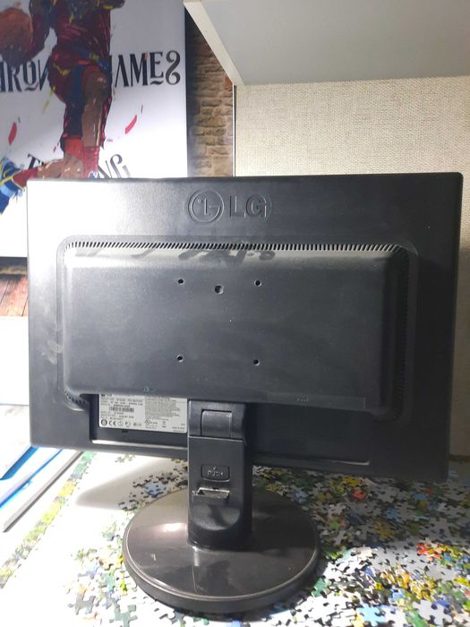 Монитор LG Flatron