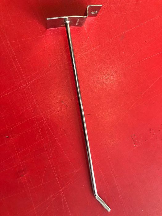 Продам крючки на экономпанель