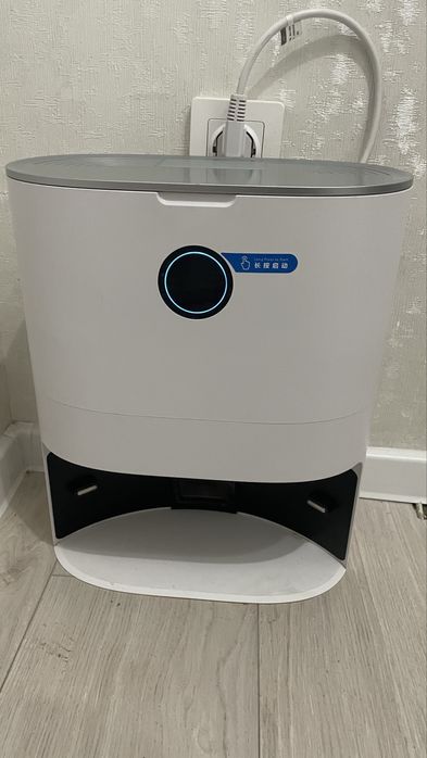 Робот пылесос, состояние отличное