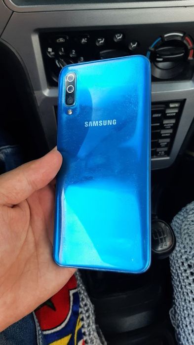 Samsung A50 4,64 g holati alo