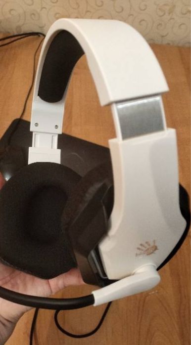 Наушники A4Tech Bloody G260P белый