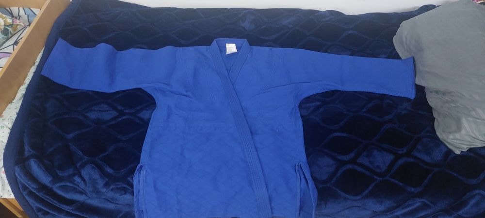 Кимоно для дзюдо совсем новый