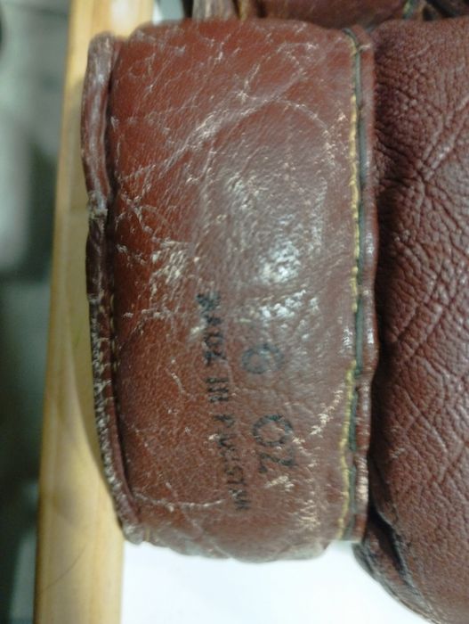 Стари боксови ръкавици