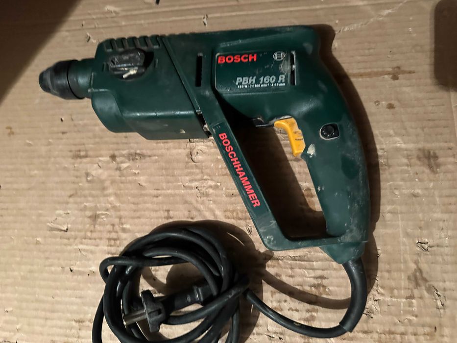 Перфоратор BOSCH PBH 200 R 420W